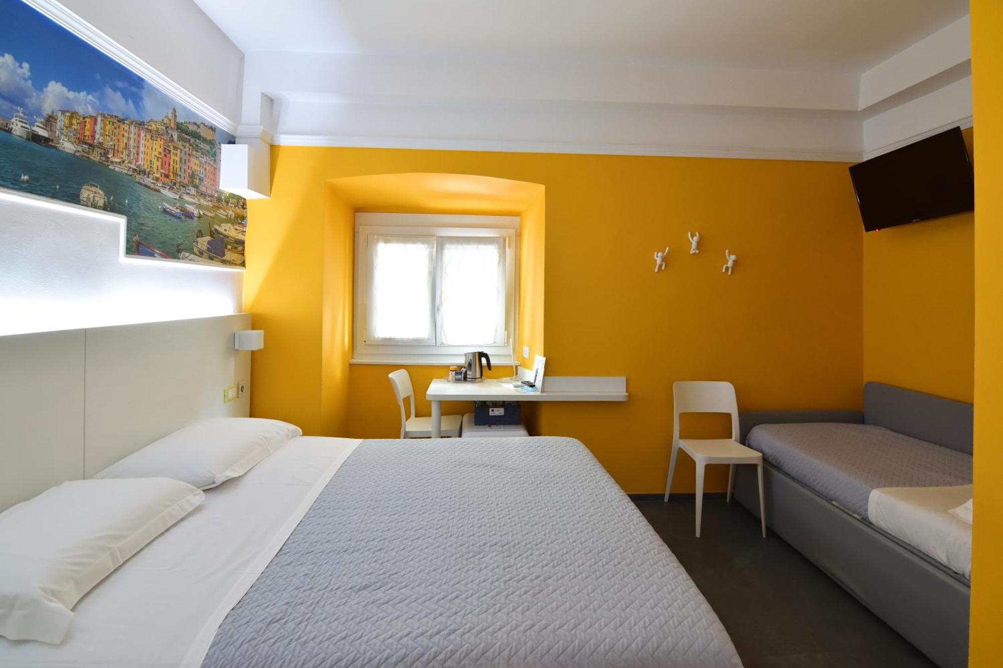 Hotel Fiume Genova Esterno foto