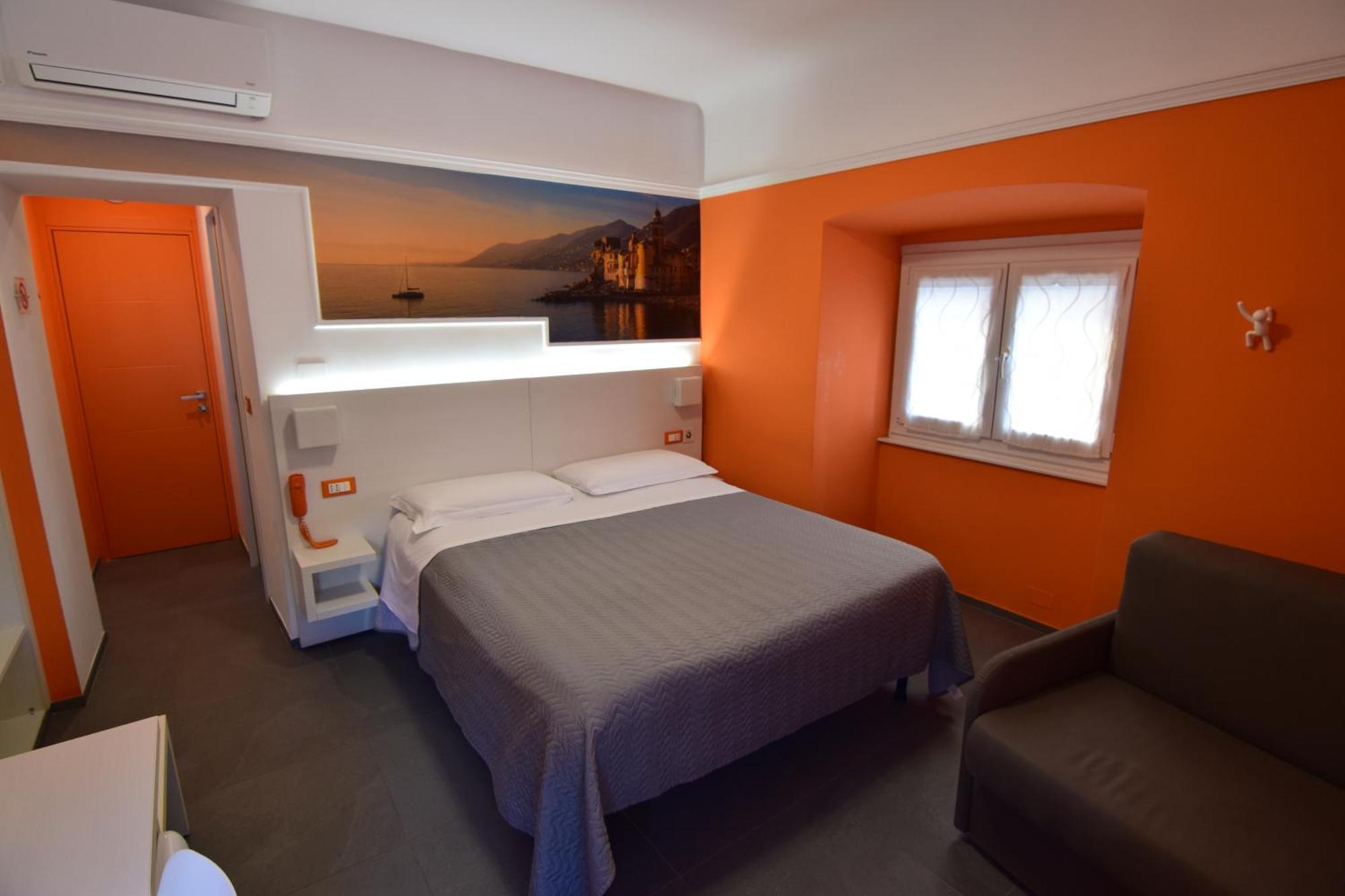 Hotel Fiume Genova Esterno foto