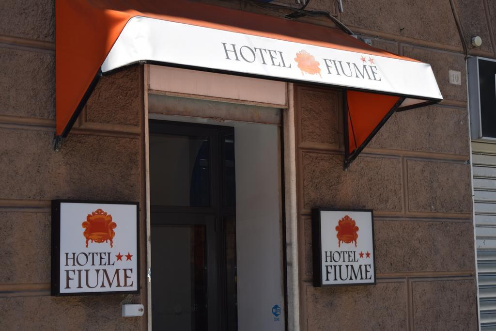 Hotel Fiume Genova Esterno foto